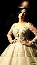 G21-028 Ivory Ball Gown Wedding Dress Main Clean Frame