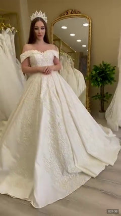 G21-036 Ivory Ball Gown Wedding Dress Main Clean Frame