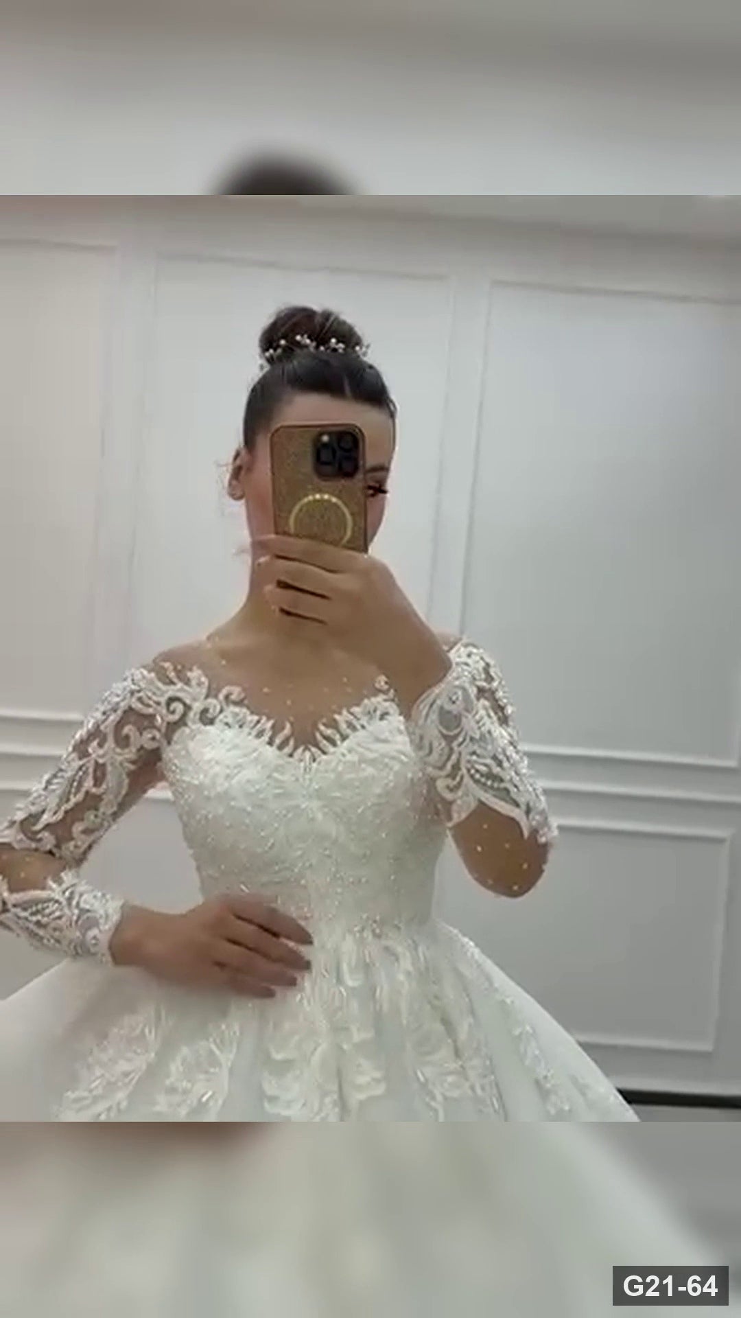 G21-064 Ivory Ball Gown Wedding Dress Main Clean Frame