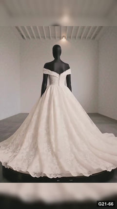 G21-066 Ivory Ball Gown Wedding Dress Main Clean Frame