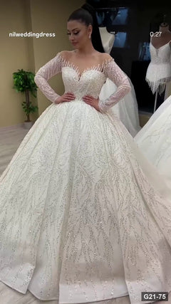 G21-075 Ivory Ball Gown Wedding Dress Main Clean Frame