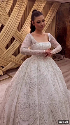 G21-079 Ivory Ball Gown Wedding Dress Main Clean Frame