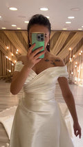 G21-093A - Ivory Embellished Ball Gown Wedding Dress - Gelinlik21