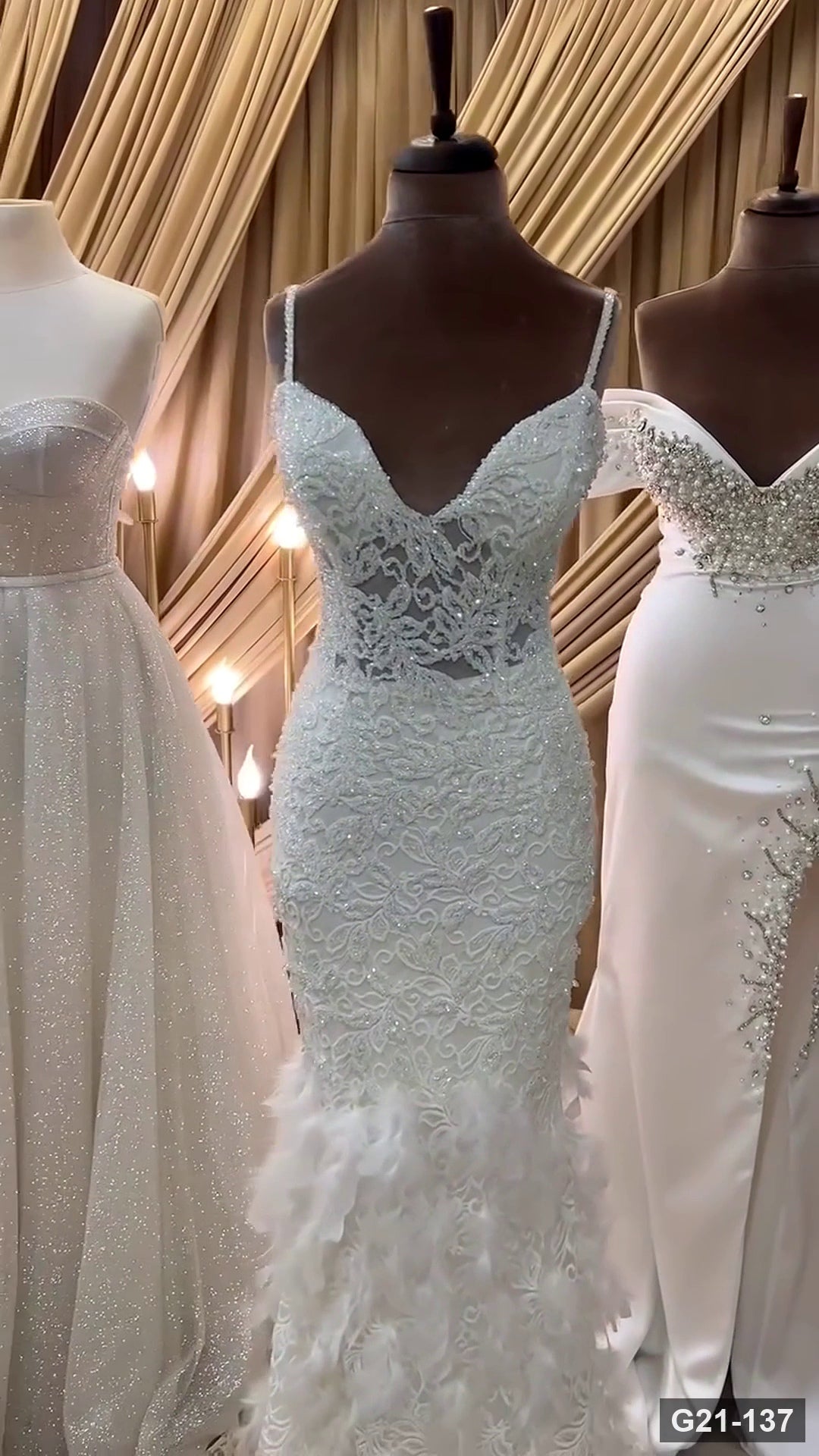 G21-137 Ivory Mermaid Wedding Dress Main Clean Frame