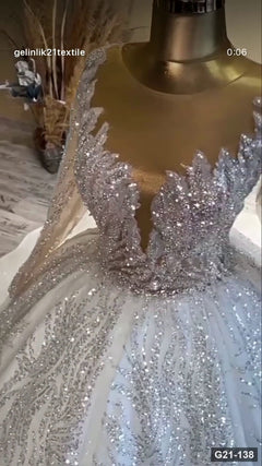 G21-138 Ivory Ball Gown Wedding Dress Main Clean Frame
