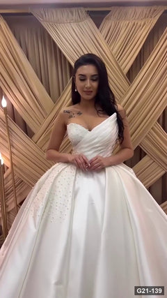 G21-139 Ivory Ball Gown Wedding Dress Main Clean Frame