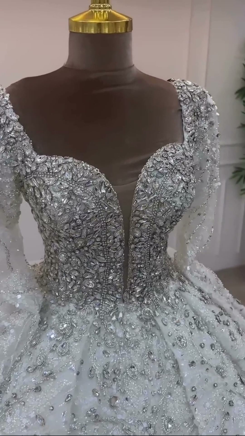 NIL 324 Silver Ball Gown Crystal Beaded Tulle Wedding Dress - Image 2