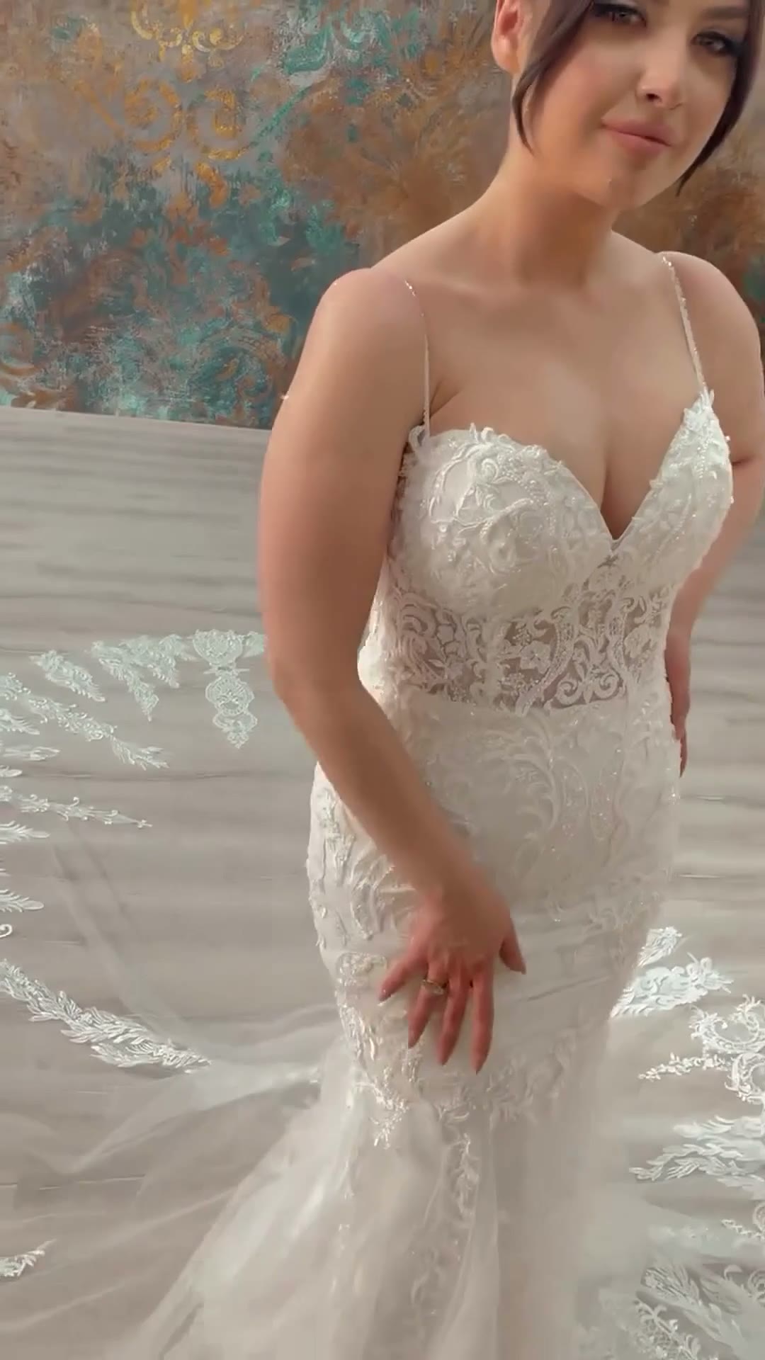 NIL 337 Ivory Mermaid Lace Applique Tulle Wedding Dress - Image 3