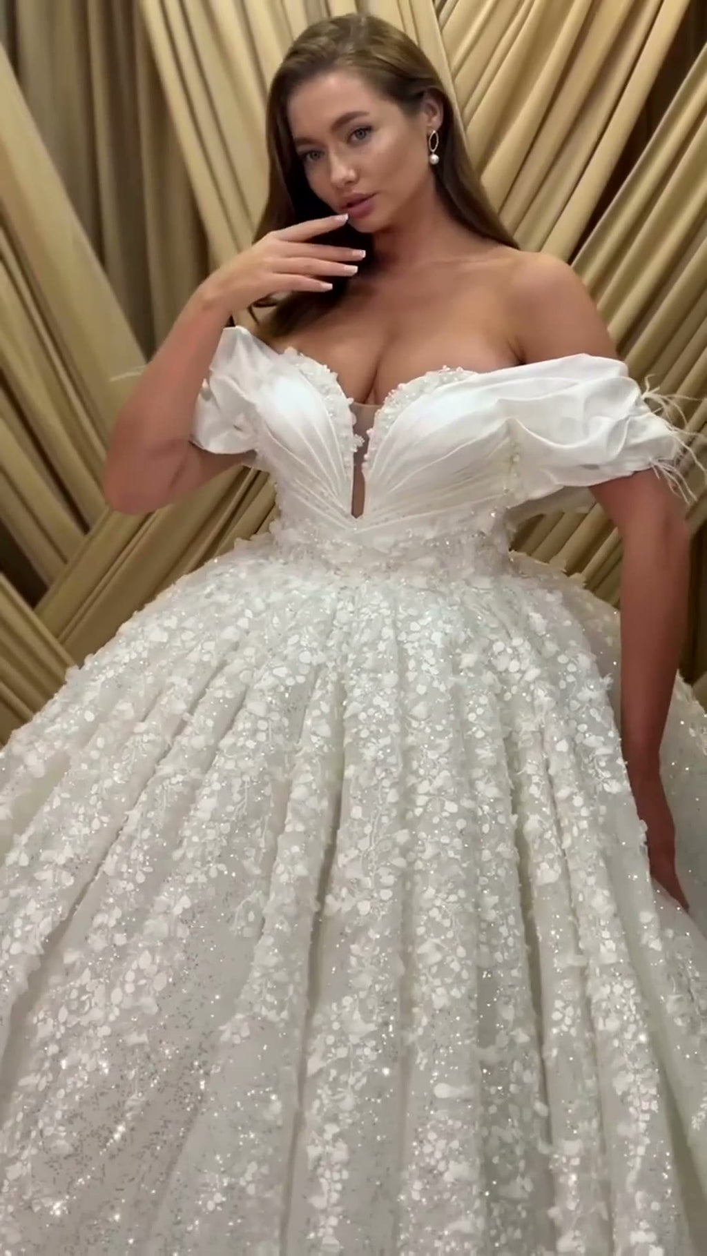 NIL 350 Ivory Ball Gown Bow Beaded Glitter Tulle Wedding Dress - Image 5