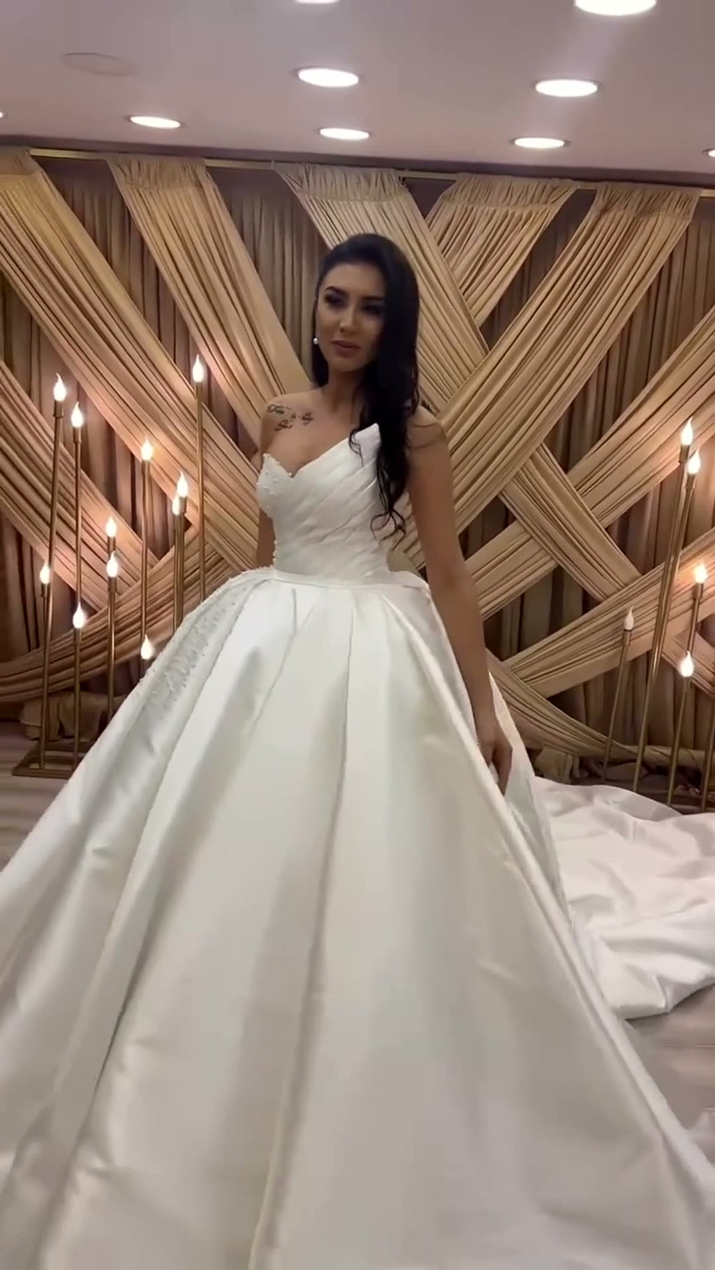 NIL 360 Ivory Ball Gown Minimalist Satin Wedding Dress - Image 6