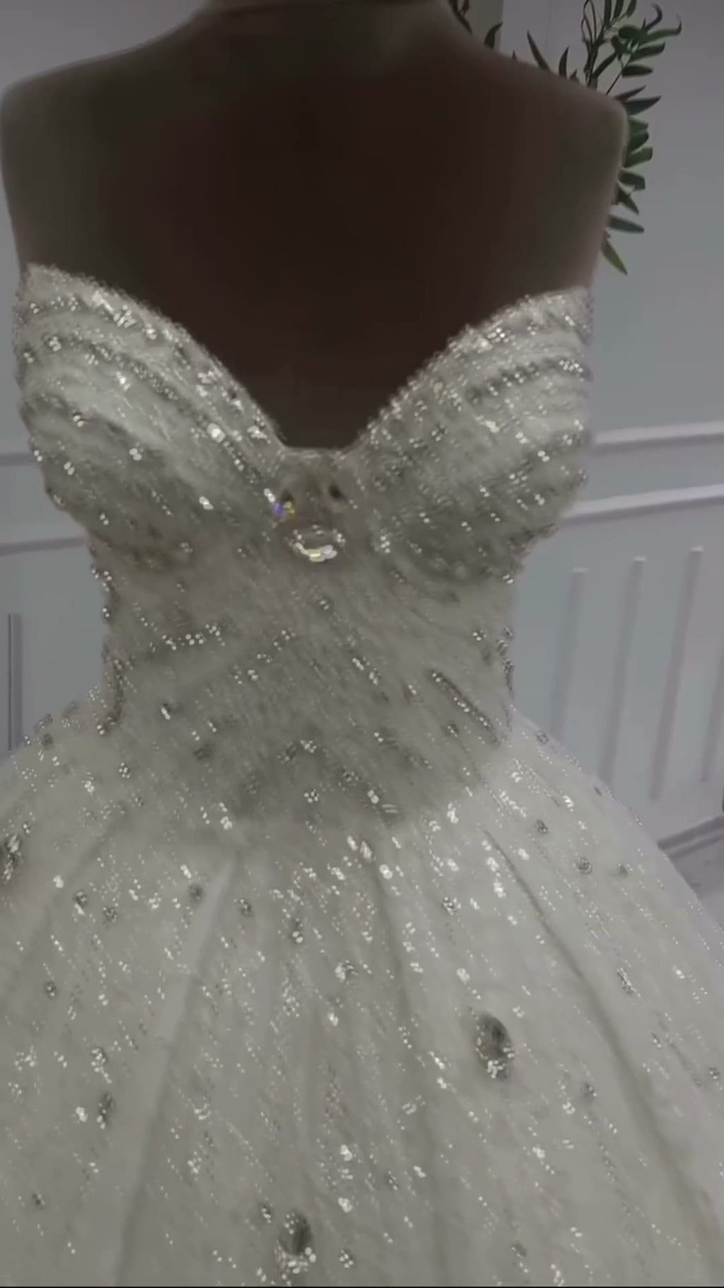 NIL 362 Ivory Ball Gown Crystal Beaded Tulle Wedding Dress - Image 5