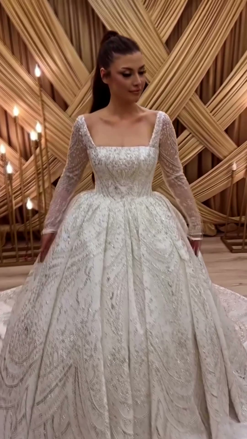 NIL 381 Ivory Ball Gown Floral Lace Tulle Wedding Dress - Image 4