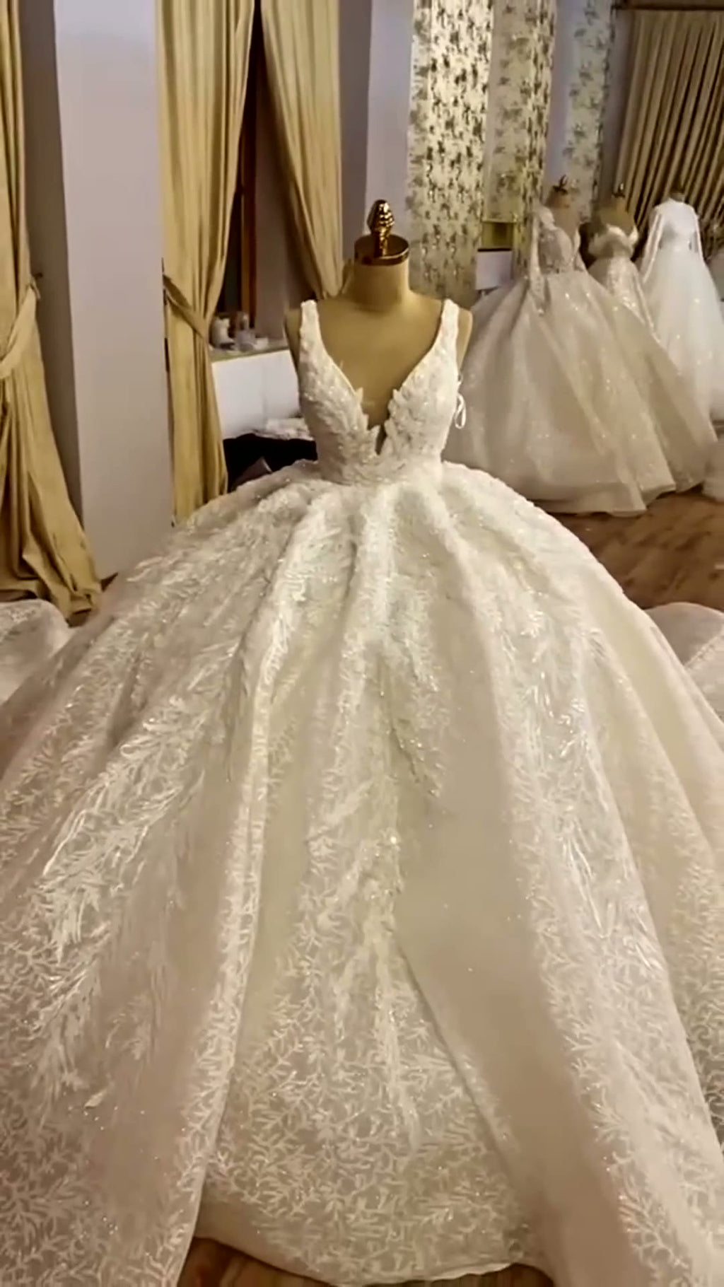 NIL 387 Ivory Ball Gown Floral Lace Mikado Wedding Dress - Image 6