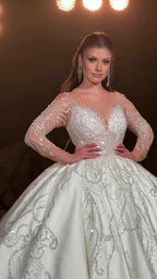 NIL 395 Ivory Ball Gown Lace Applique Tulle Wedding Dress - Image 2