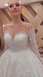 NIL Light Cream princess lace wedding dress with sweetheart neckline, cathedral train, cathedral train detail, P111 image 5