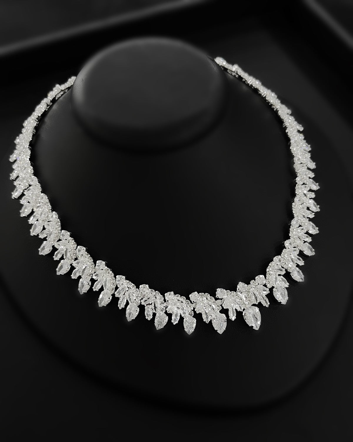 NNC-024 | Feed Zircon Stone Set Necklace