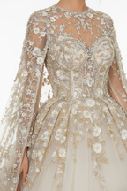 NNC-109 Ivory أميرة Cape - Embroidery و Floral Motif Detail