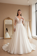 NIL-045 Elegant Deep V halsudskæring kjole – Low Angle
