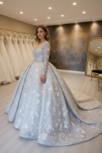 NIL-269 3D Kristall Floral Ballgown - 3/4 Diagonal Ansicht