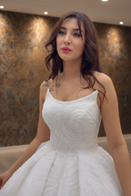 NIL-268 Sequin Krystal Ballgown - Bodice & halsudskæring Detail