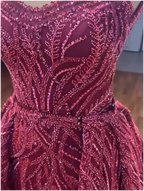 G21-118 Burgundy Sheath Lace Engagement Dress
