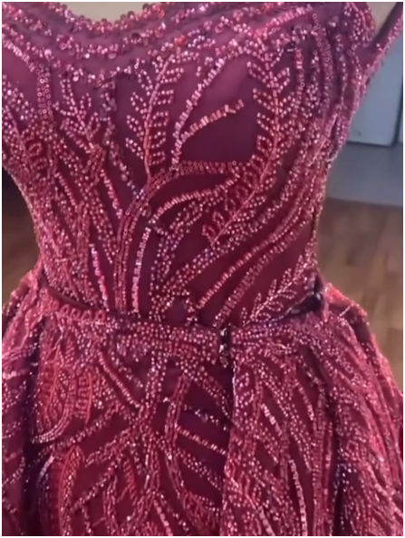 G21-118 Burgundy Sheath Lace Engagement Dress