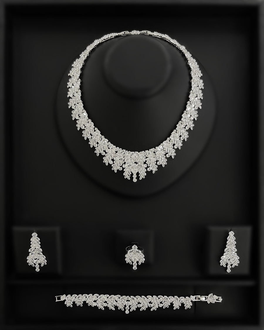 G21-AKS-021 Hec Zircon Stone Set Necklace