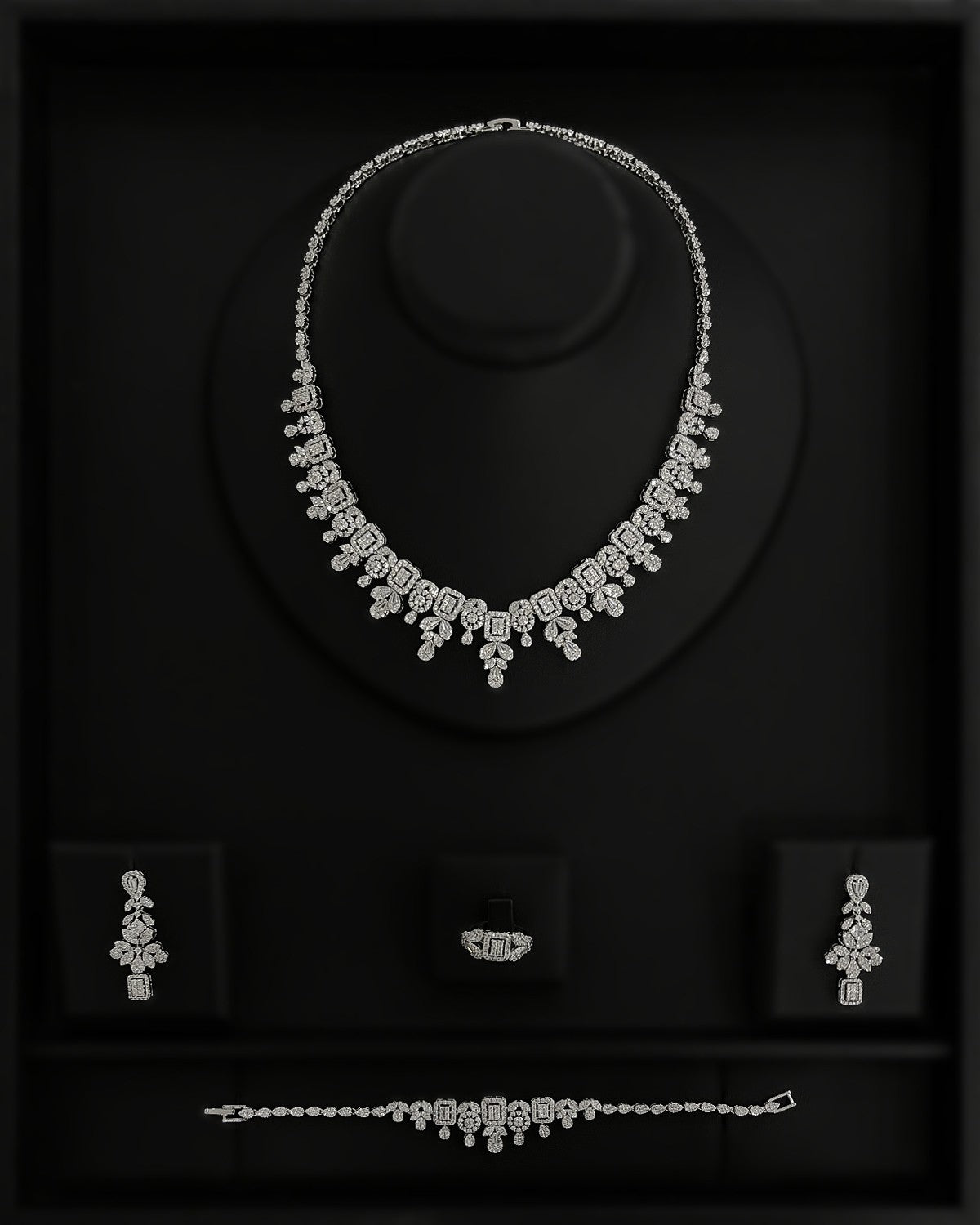NNC-007 | Emerald Baguette Fringe Zircon Braut Set Necklace