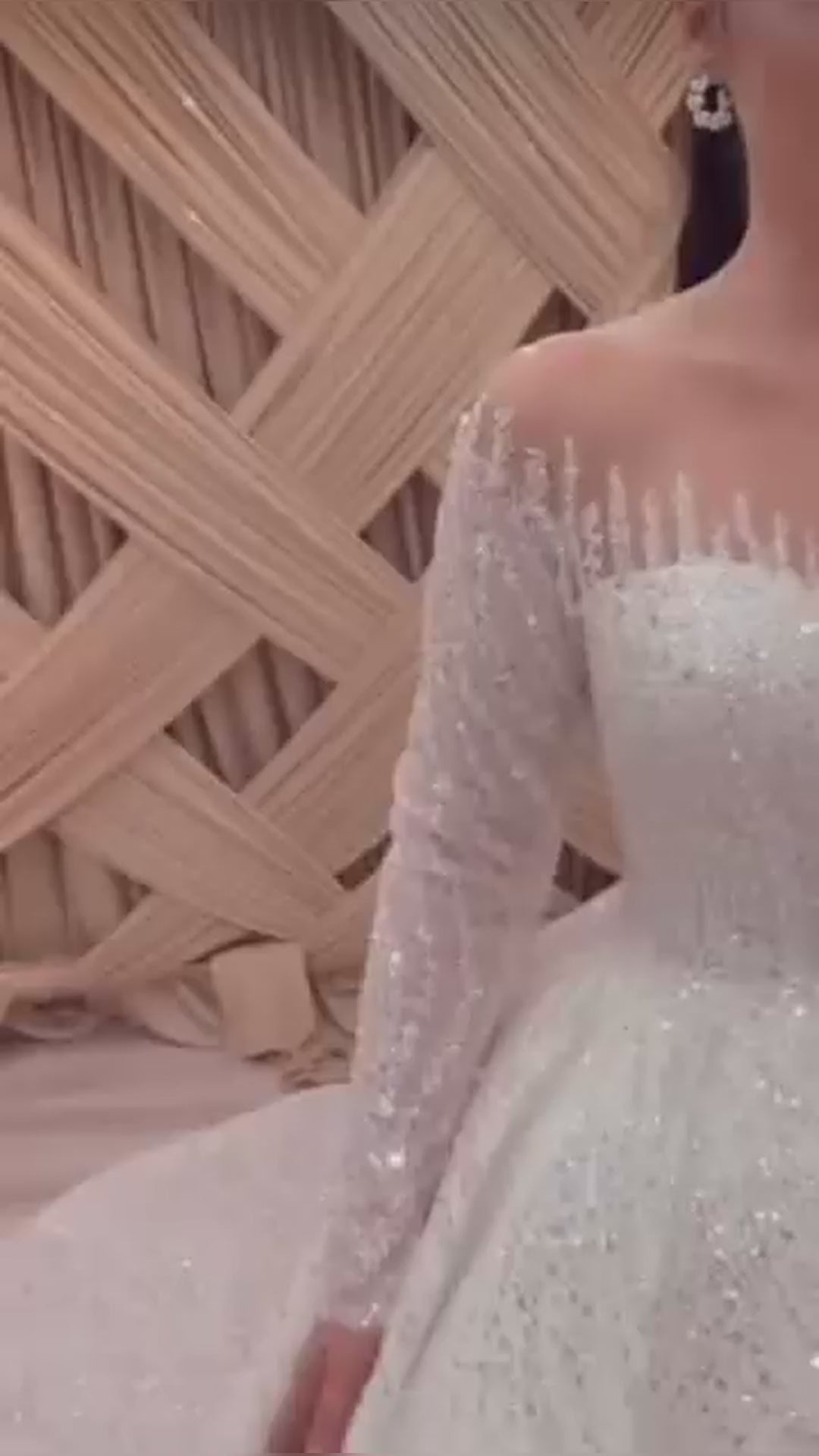 G21-573 Wedding Dress Ball Gown Ivory Pearl Beaded