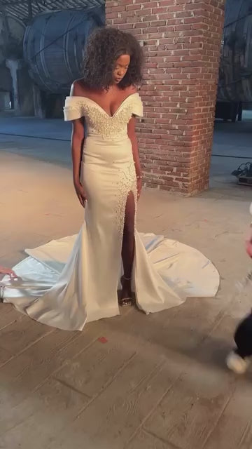 G21-815 | Ivory Off-Shoulder Lace Mermaid Wedding Dress with Side Slit & Long Train