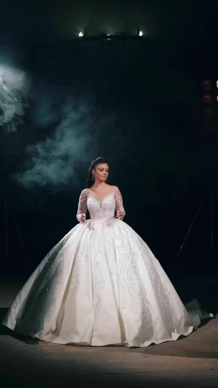 G21-300 Ivory Ball Gown Beaded Lace Tulle Wedding Dress
