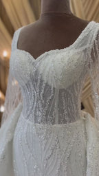G21-083A - Ivory Lace Ball Gown Wedding Dress