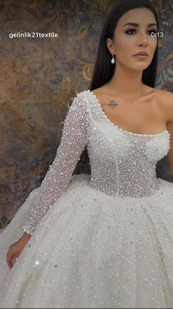 G21-355 Ivory Ball Gown Crystal Beaded Tulle Wedding Dress