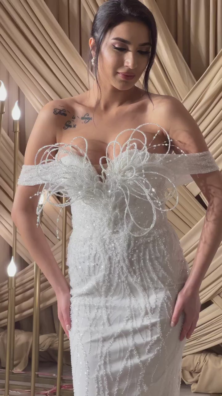 G21-112A - Soft Ivory Beaded Lace Ball Gown Wedding Dress - closer look