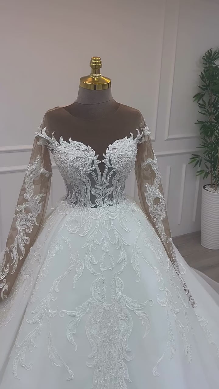 G21-041A - Ivory Elegant Ball Gown Wedding Dress