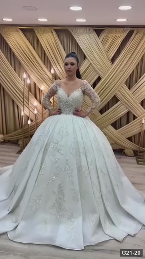 G21-020 Ivory Ball Gown Lace Wedding Dress and Chapel Train
