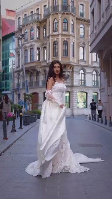 G21-047A - Ivory Embellished Ball Gown Wedding Dress - closer look