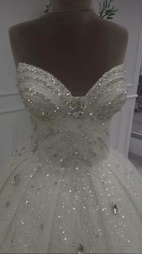 G21-362 Ivory Ball Gown Crystal Beaded Tulle Wedding Dress