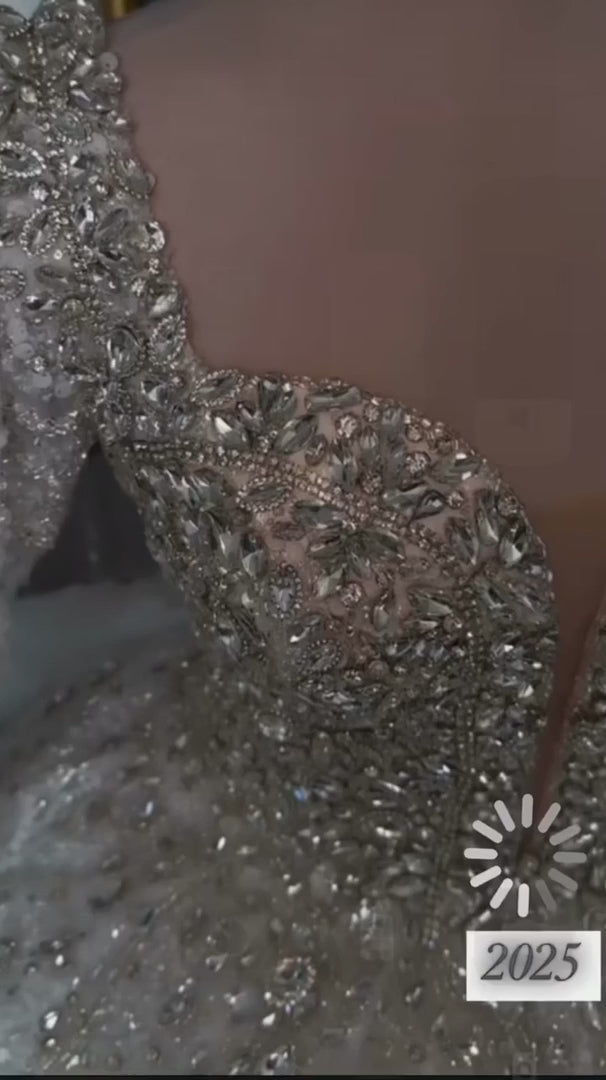 G21-303 Silver Ball Gown Crystal Beaded Glitter Tulle Wedding Dress
