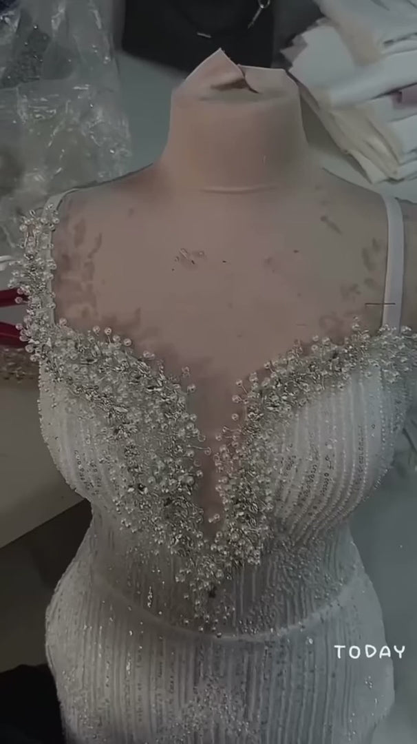 G21-351 Ivory Ball Gown Crystal Beaded Tulle Mesh Wedding Dress