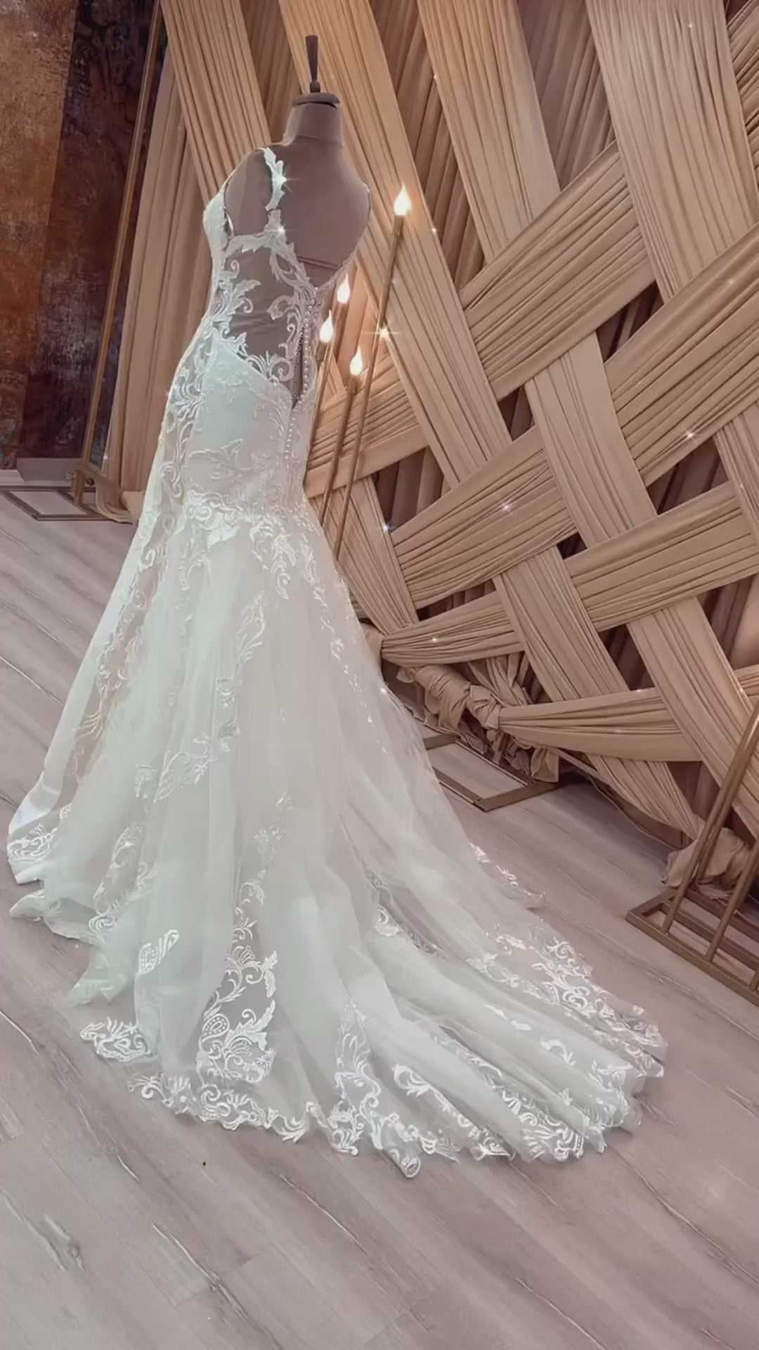 G21-120 Fildişi Balık Kesim Dantel gelinlik ve Katedral Kuyruk