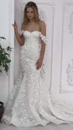 G21-094A - Ivory Beaded Lace Ball Gown Wedding Dress