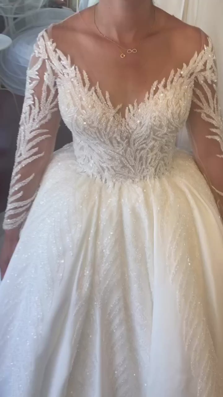 G21-121A - Ivory Beaded Lace Ball Gown Wedding Dress - closer look