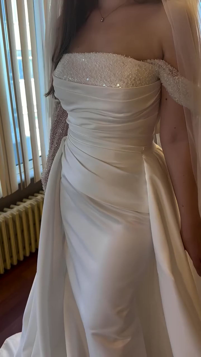 G21-114 Fildişi Balık Kesim Dantel gelinlik ile V-Neck ve Şapel Kuyruk - fabric detail